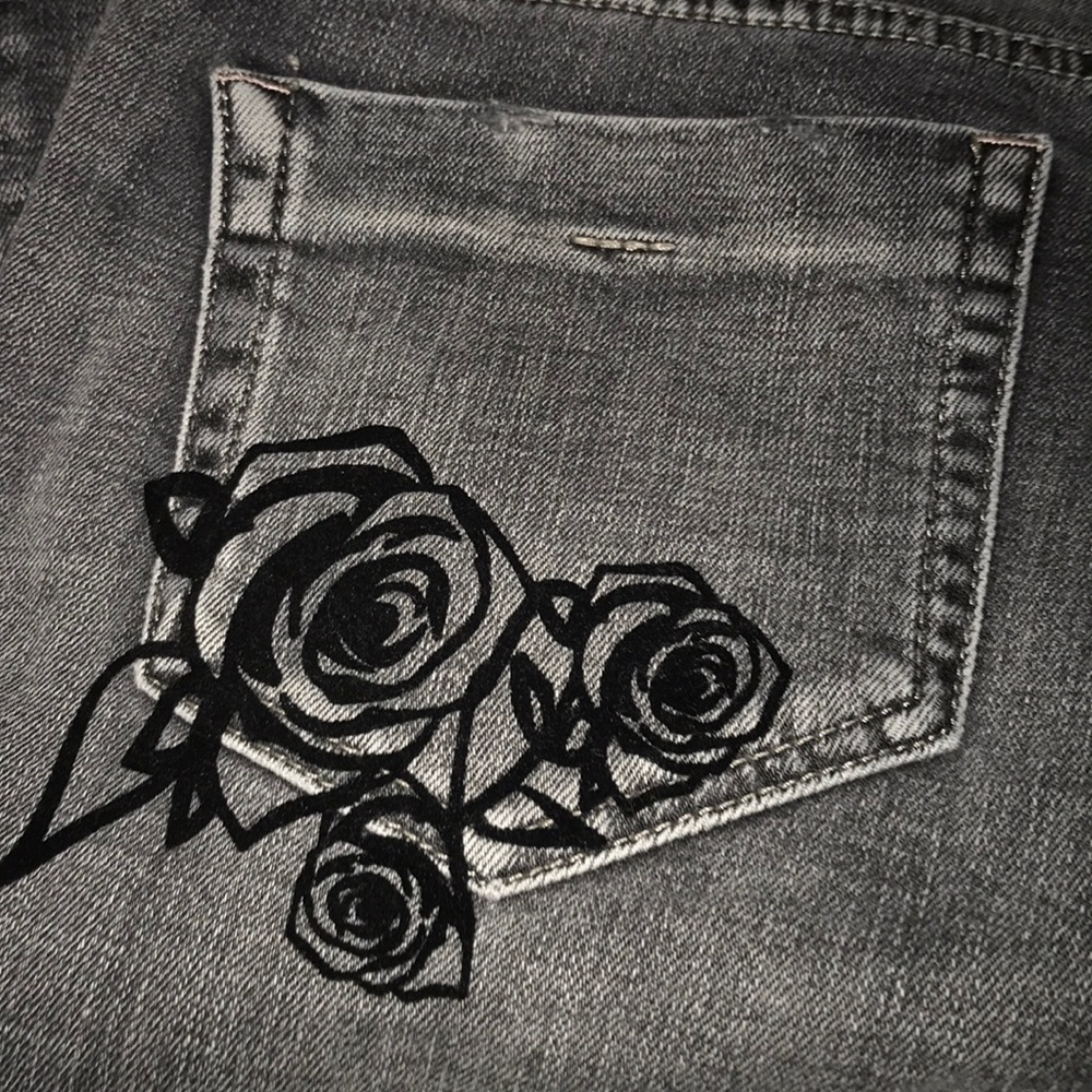 SOLD- NWT Jessica Simpson Black Destructed Jeans - Picture 4 of 8